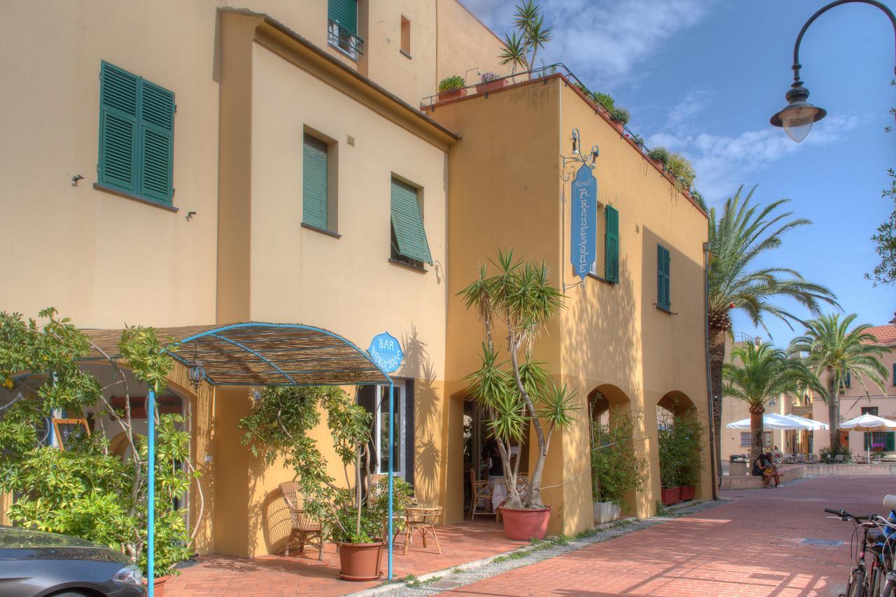 Hotel Arabesque Varigotti Buitenkant foto
