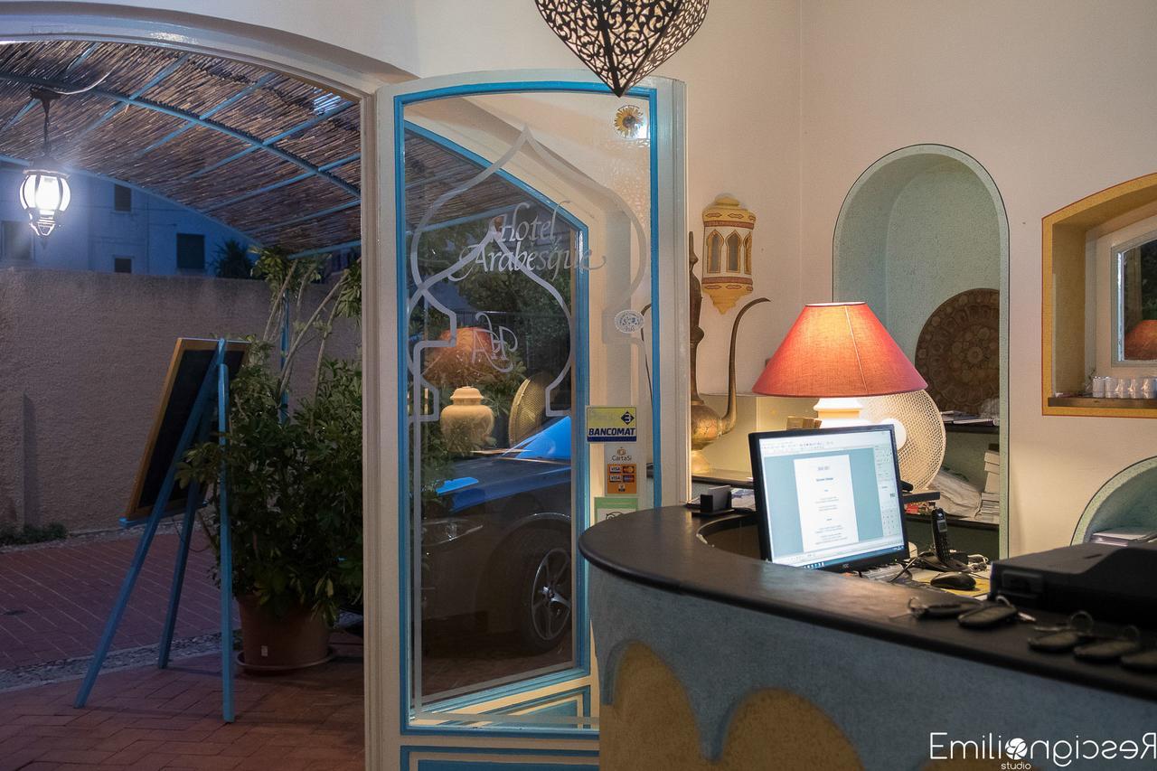 Hotel Arabesque Varigotti Buitenkant foto