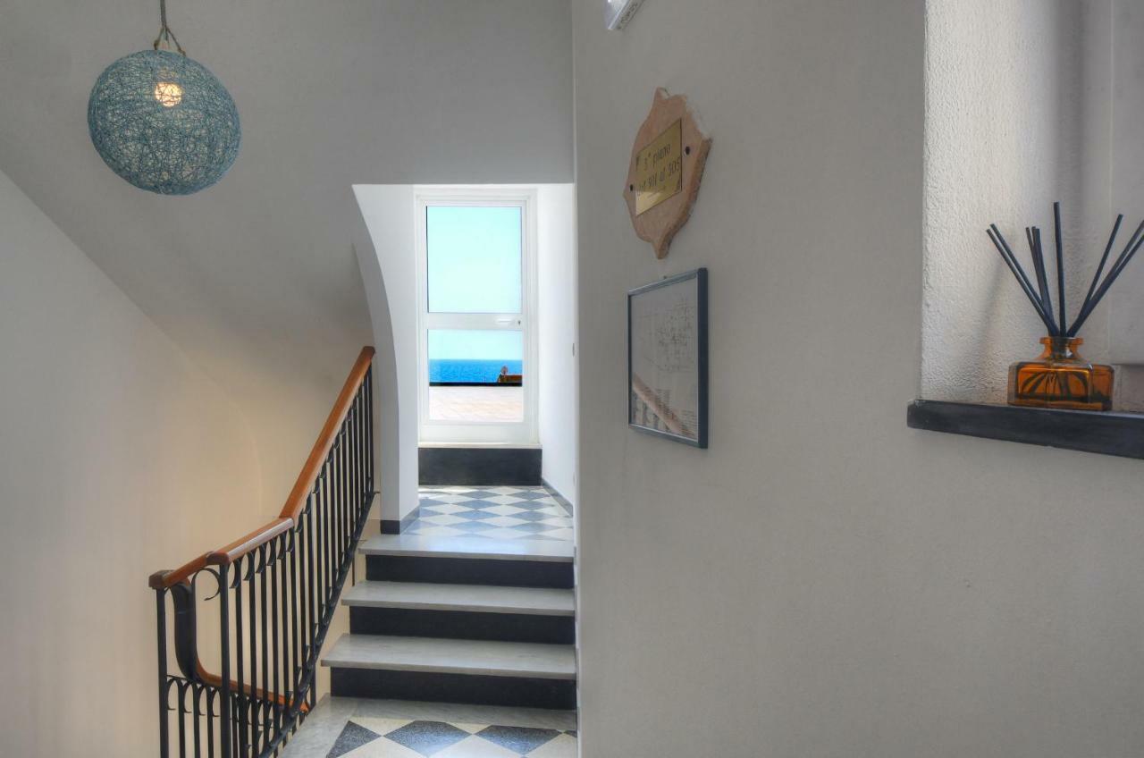 Hotel Arabesque Varigotti Buitenkant foto