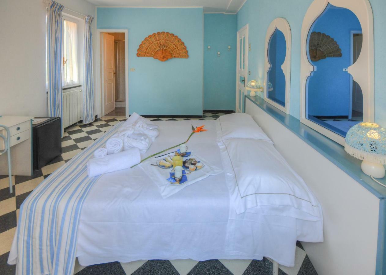 Hotel Arabesque Varigotti Buitenkant foto