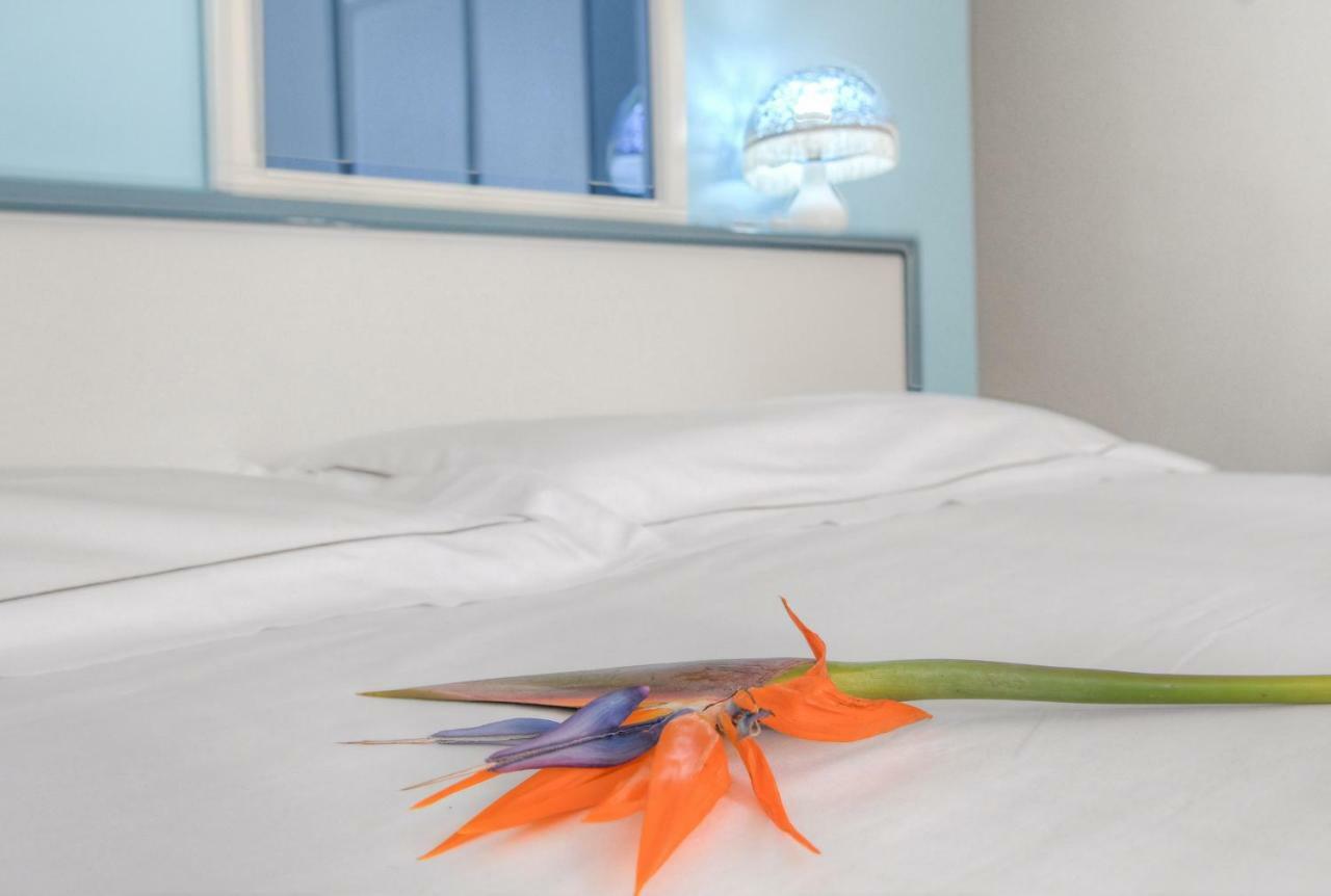Hotel Arabesque Varigotti Buitenkant foto