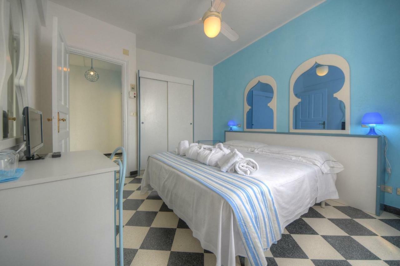 Hotel Arabesque Varigotti Buitenkant foto